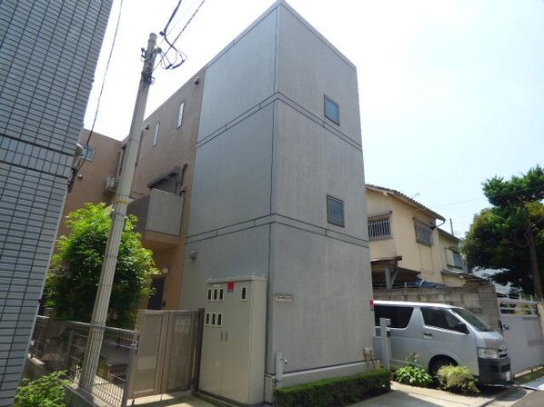 ロータスハウスの物件外観写真